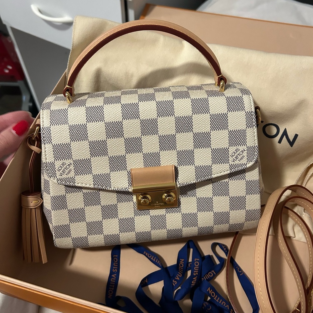 Louis Vuitton Checkered Tan and Cream Women's Bag